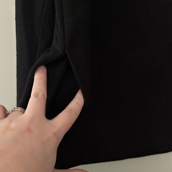 Chico's Weekends CoziSoft Long Sleeve Drape Cardigan SZ 0/ Small Black Ribbed - Picture 5 of 9